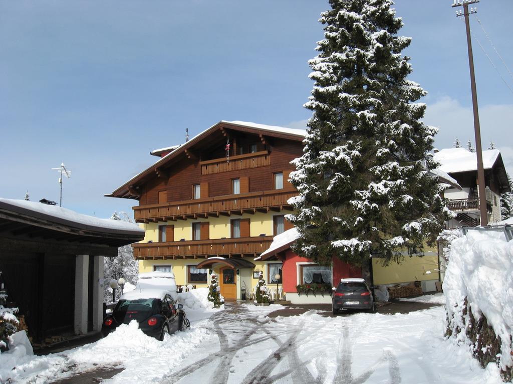 Albergo Villa Cristina Folgaria Eksteriør bilde